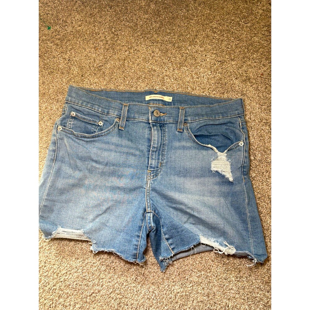 Levi Strauss & Co. Women's Cut Off Mid Length Denim Shorts Light Wash 31